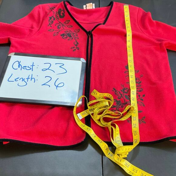 Vintage Teddi Pullover Cardigan Sweater Size XL Red and Black Floral Embroidery - Picture 9 of 9